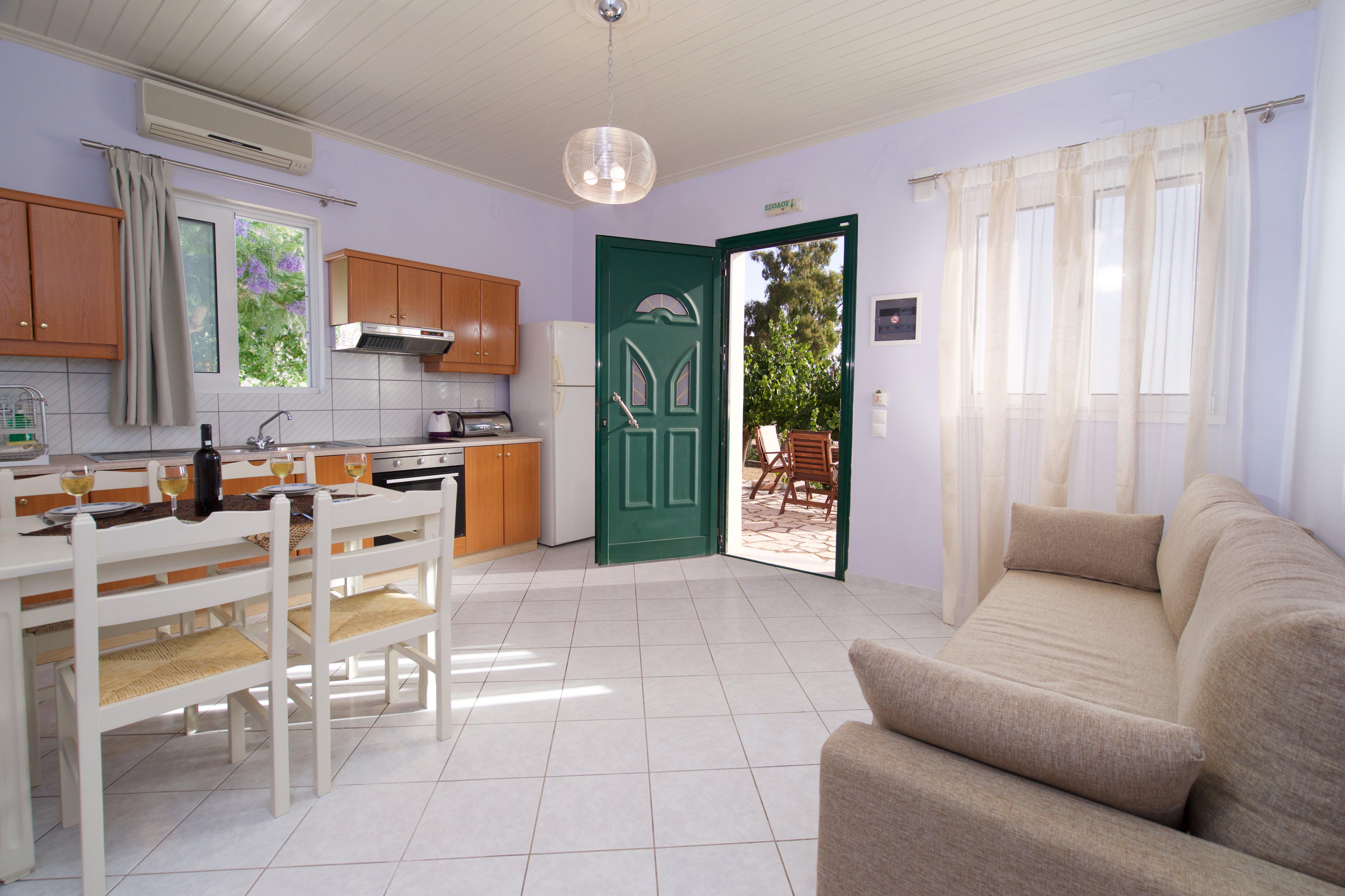 Studios Vrionis Panoramic Sunset Mesovounia  Екстериор снимка